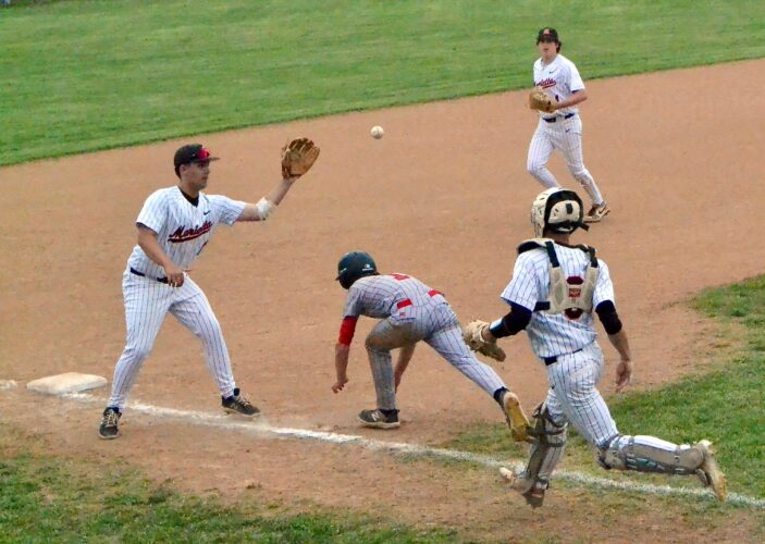 Caldwell rallies in 6th, beats Marietta 7-5